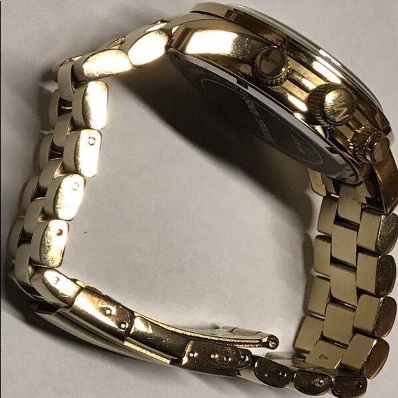 Michael Kors Men’s Runway Chronograph watch MK8077 - Picture 3 of 5